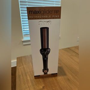 Maxiglide Retractable Iron